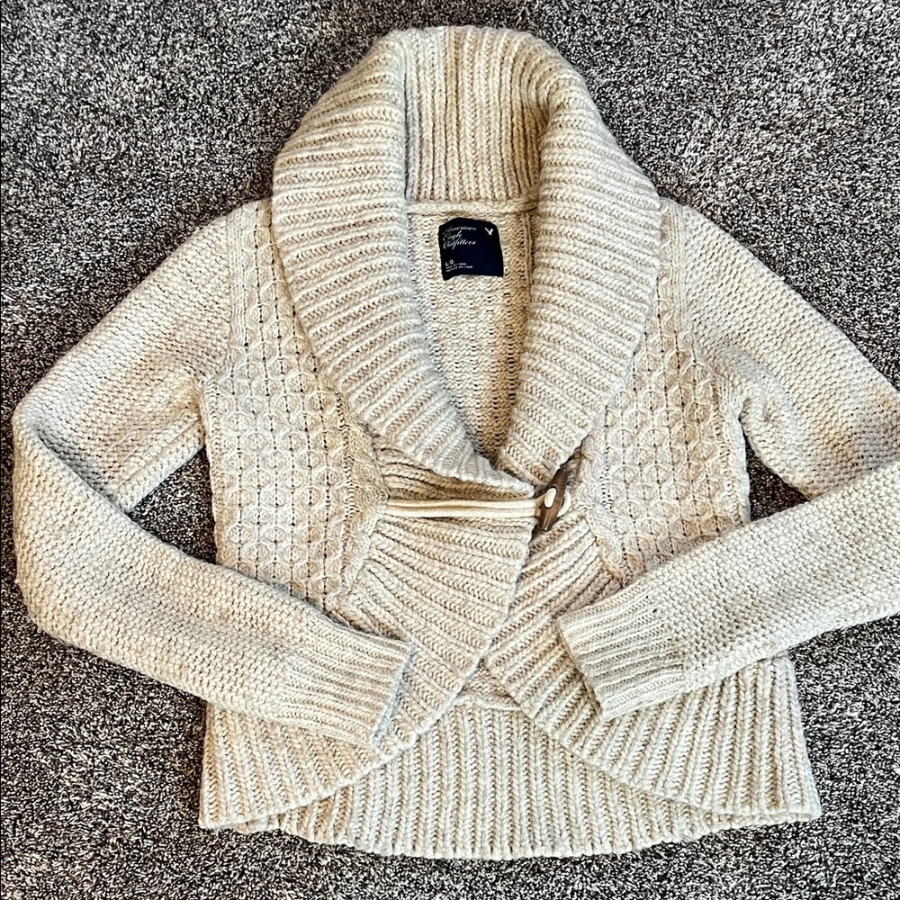 American Eagle Wool Blend Y2K Shawl Sweater Alpaca Shawl Collar Toggle Button